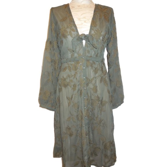 Dress button-down NWT MEDIIUM fit & flare long sleeve bellow knee chiffon floral - Picture 1 of 11